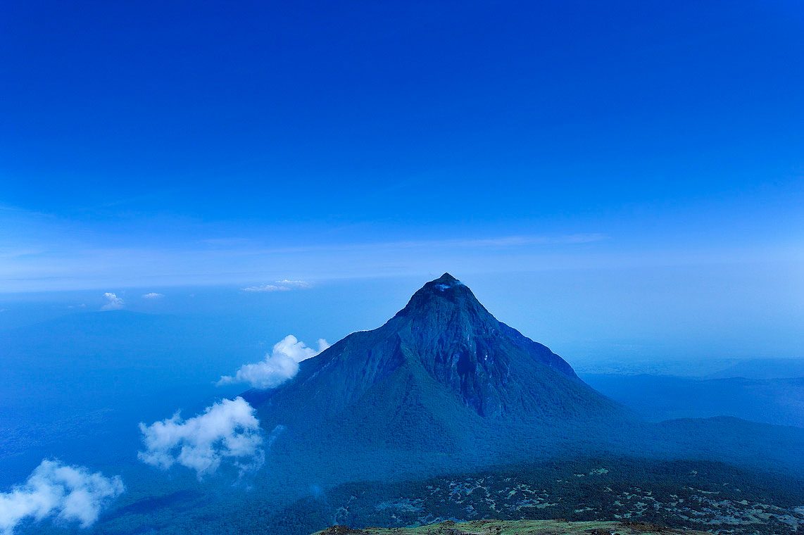 Top 5 Things To Do and See in Volcanoes National Park